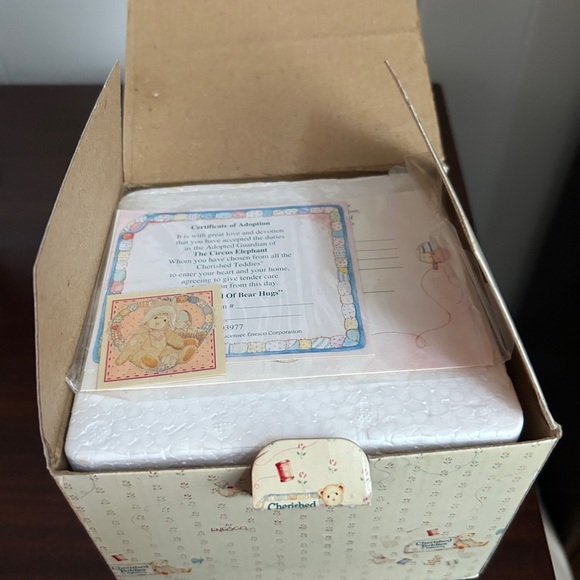 VINTAGE 1995 ENESCO “CHERISHED TEDDIES” ELEPHANT FIGURE- NEW IN BOX - Picture 11 of 11